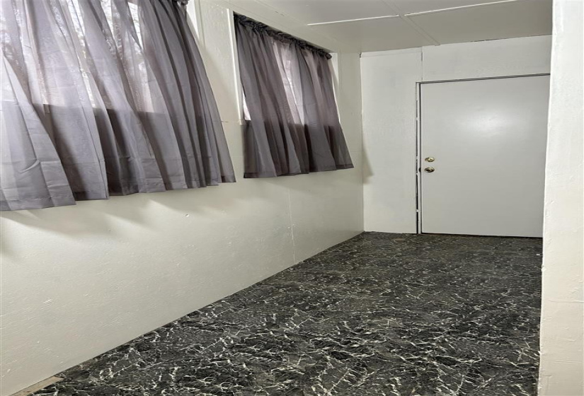 4 Bedrooms Bedrooms, 0 ,2 BathroomsBathrooms,Residential,Single Family,Marshall,1,133357