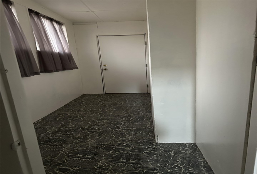 4 Bedrooms Bedrooms, 0 ,2 BathroomsBathrooms,Residential,Single Family,Marshall,1,133357