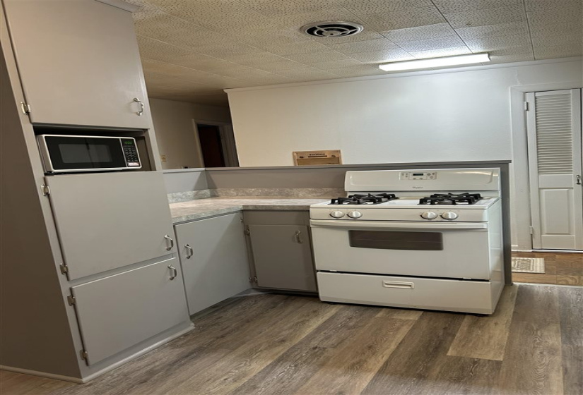 4 Bedrooms Bedrooms, 0 ,2 BathroomsBathrooms,Residential,Single Family,Marshall,1,133357