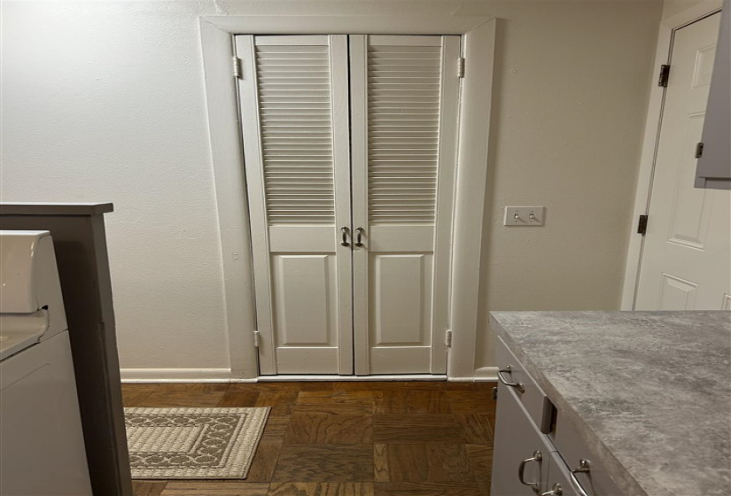 4 Bedrooms Bedrooms, 0 ,2 BathroomsBathrooms,Residential,Single Family,Marshall,1,133357