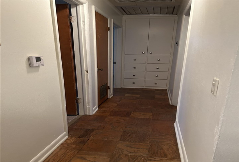 4 Bedrooms Bedrooms, 0 ,2 BathroomsBathrooms,Residential,Single Family,Marshall,1,133357