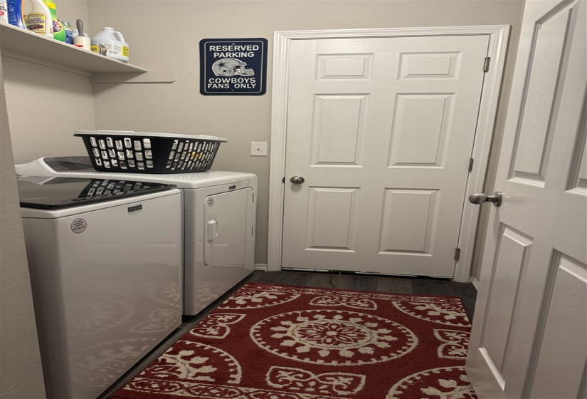 3 Bedrooms Bedrooms, 0 ,2 BathroomsBathrooms,Residential,Single Family,Carnley,1,133286