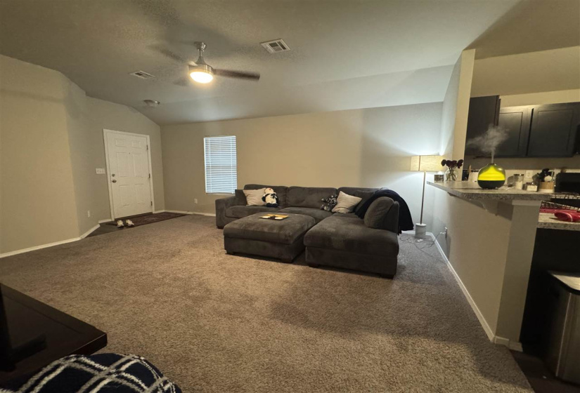 3 Bedrooms Bedrooms, 0 ,2 BathroomsBathrooms,Residential,Single Family,Carnley,1,133286