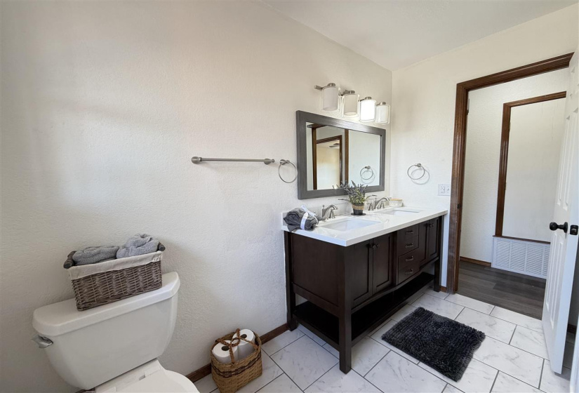 3 Bedrooms Bedrooms, 0 ,1 BathroomBathrooms,Residential,Single Family,Grandstaff,1,133359