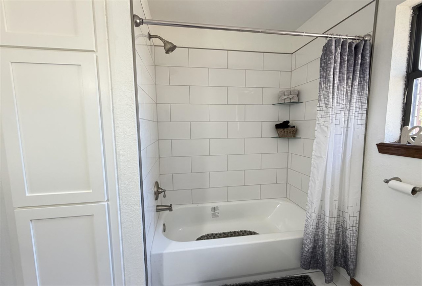 3 Bedrooms Bedrooms, 0 ,1 BathroomBathrooms,Residential,Single Family,Grandstaff,1,133359