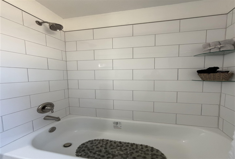 3 Bedrooms Bedrooms, 0 ,1 BathroomBathrooms,Residential,Single Family,Grandstaff,1,133359