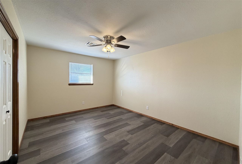 3 Bedrooms Bedrooms, 0 ,1 BathroomBathrooms,Residential,Single Family,Grandstaff,1,133359