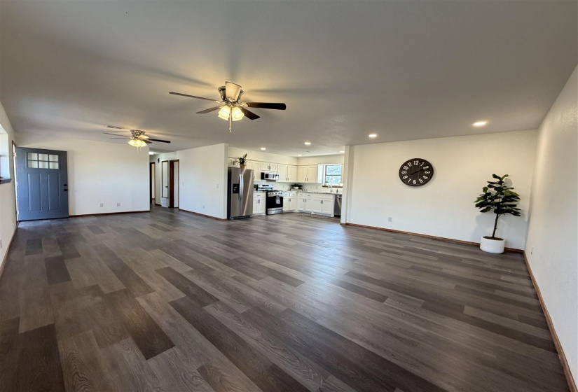 3 Bedrooms Bedrooms, 0 ,1 BathroomBathrooms,Residential,Single Family,Grandstaff,1,133359