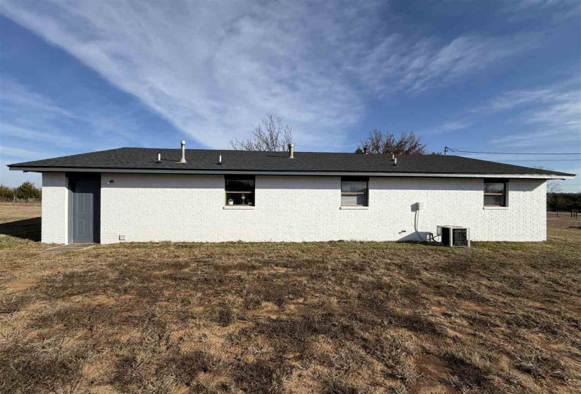 3 Bedrooms Bedrooms, 0 ,1 BathroomBathrooms,Residential,Single Family,Grandstaff,1,133359