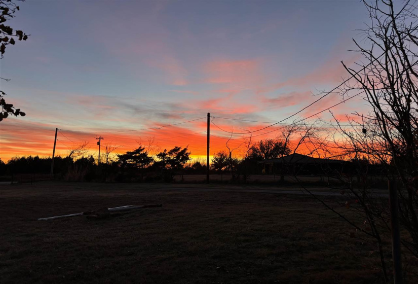 3 Bedrooms Bedrooms, 0 ,1 BathroomBathrooms,Residential,Single Family,Grandstaff,1,133359