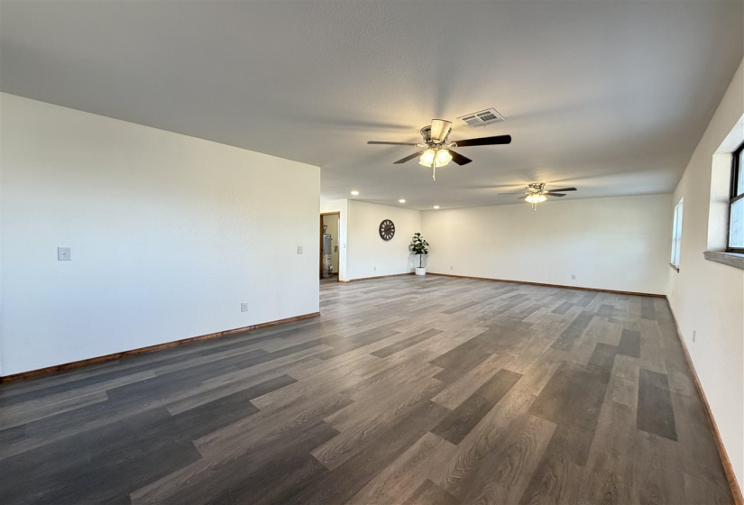 3 Bedrooms Bedrooms, 0 ,1 BathroomBathrooms,Residential,Single Family,Grandstaff,1,133359