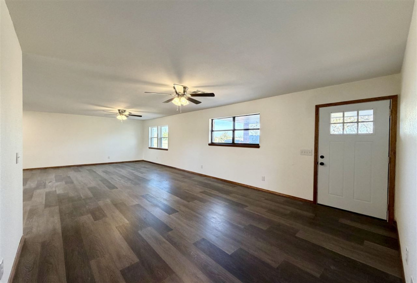 3 Bedrooms Bedrooms, 0 ,1 BathroomBathrooms,Residential,Single Family,Grandstaff,1,133359