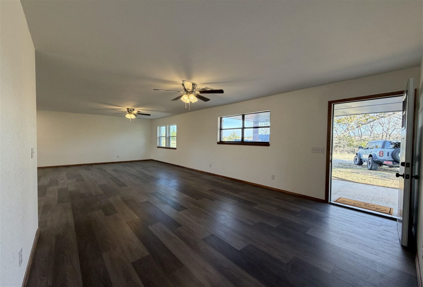 3 Bedrooms Bedrooms, 0 ,1 BathroomBathrooms,Residential,Single Family,Grandstaff,1,133359