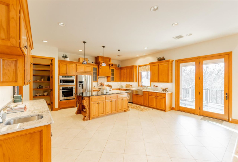 5 Bedrooms Bedrooms, 0 ,4 BathroomsBathrooms,Residential,Single Family,Old Pond,1.5,133361