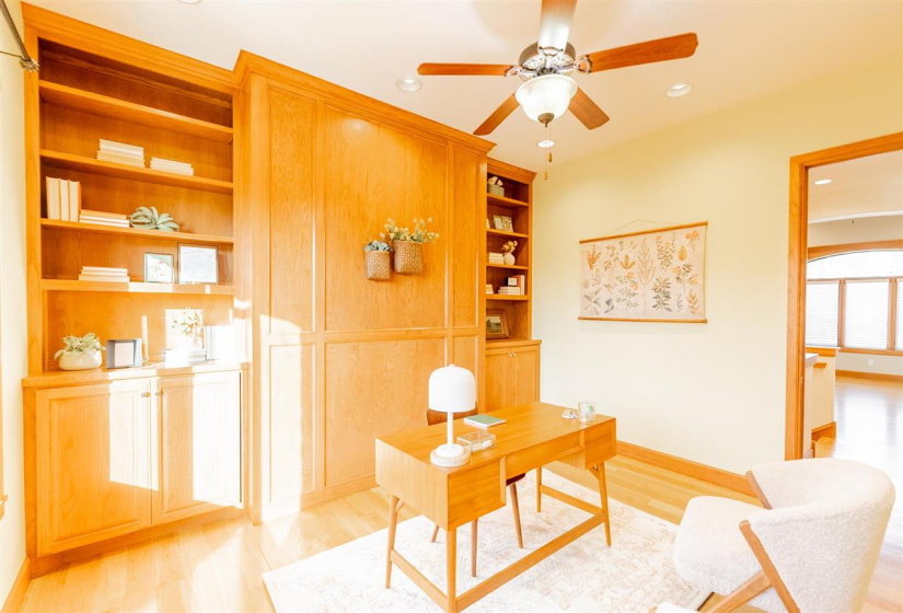 5 Bedrooms Bedrooms, 0 ,4 BathroomsBathrooms,Residential,Single Family,Old Pond,1.5,133361