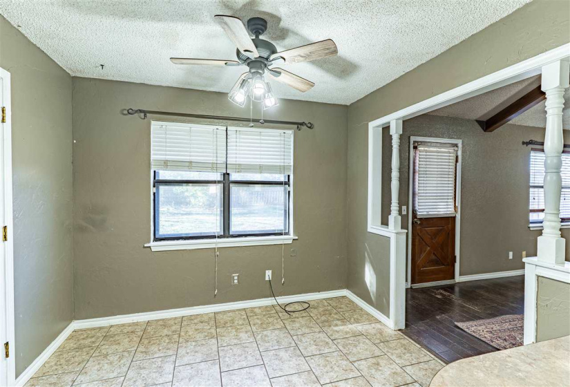 3 Bedrooms Bedrooms, 0 ,2 BathroomsBathrooms,Residential,Single Family,Holmes,1,133362