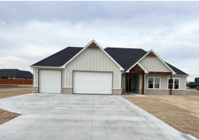 5 Bedrooms Bedrooms, 0 ,2 BathroomsBathrooms,Residential,Single Family,Moreland Ct,1,133368