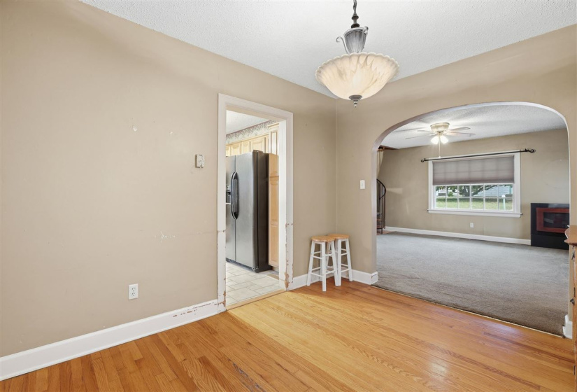 2 Bedrooms Bedrooms, 0 ,1 BathroomBathrooms,Residential,Single Family,13th,1.5,133374