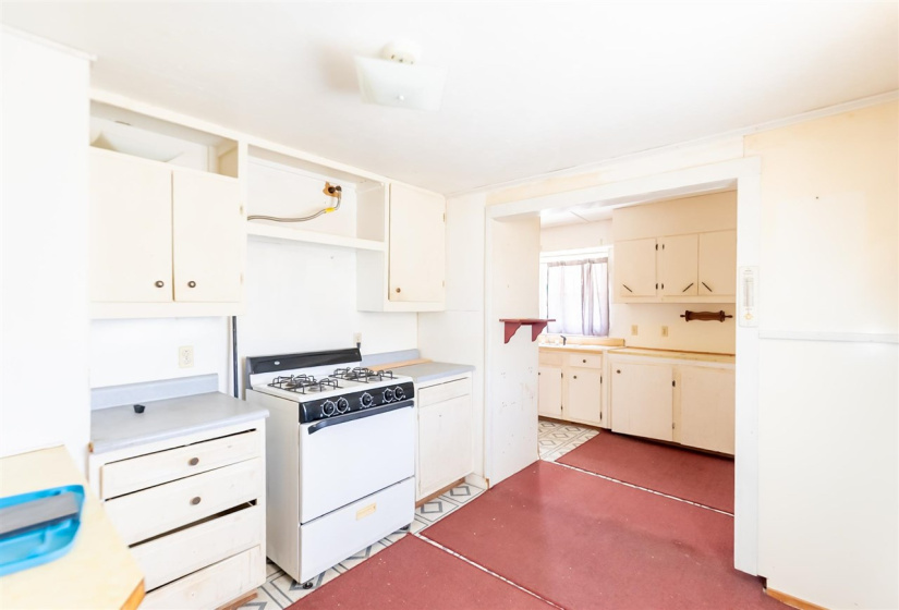 3 Bedrooms Bedrooms, 0 ,1 BathroomBathrooms,Residential,Single Family,22nd,1,133377