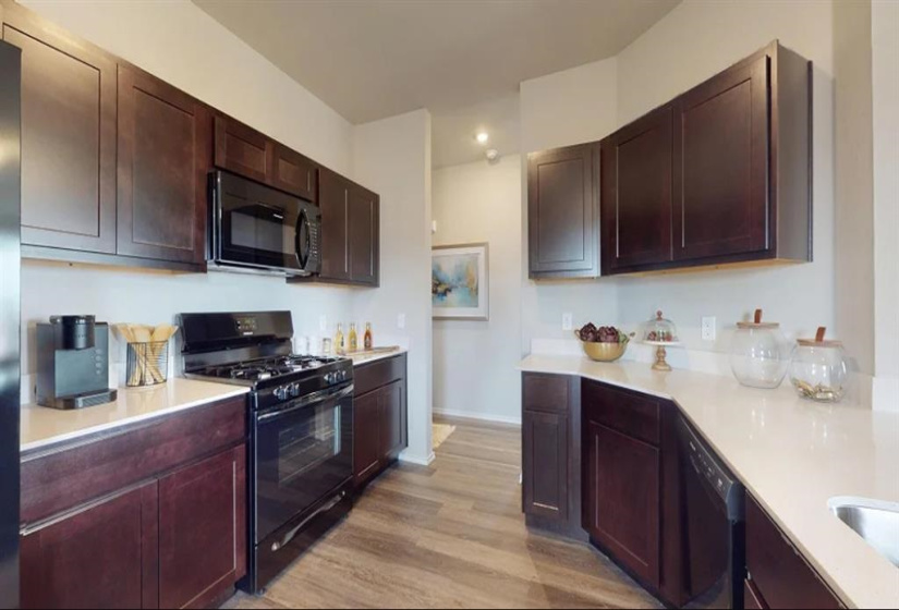 3 Bedrooms Bedrooms, 0 ,2 BathroomsBathrooms,Residential,Single Family,30th,1,133378