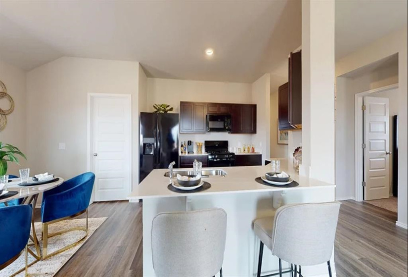 3 Bedrooms Bedrooms, 0 ,2 BathroomsBathrooms,Residential,Single Family,30th,1,133378