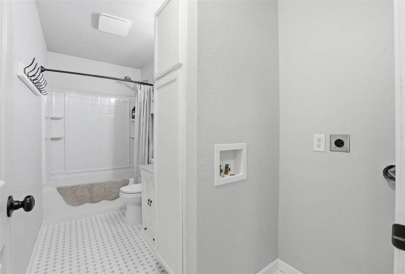 2 Bedrooms Bedrooms, 0 ,1 BathroomBathrooms,Residential,Single Family,Jesse,1,133381