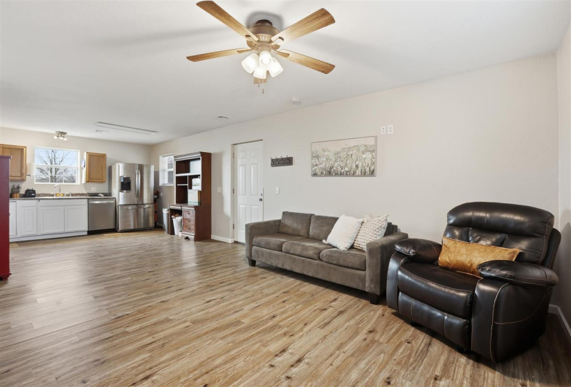 2 Bedrooms Bedrooms, 0 ,1 BathroomBathrooms,Residential,Single Family,Jesse,1,133381