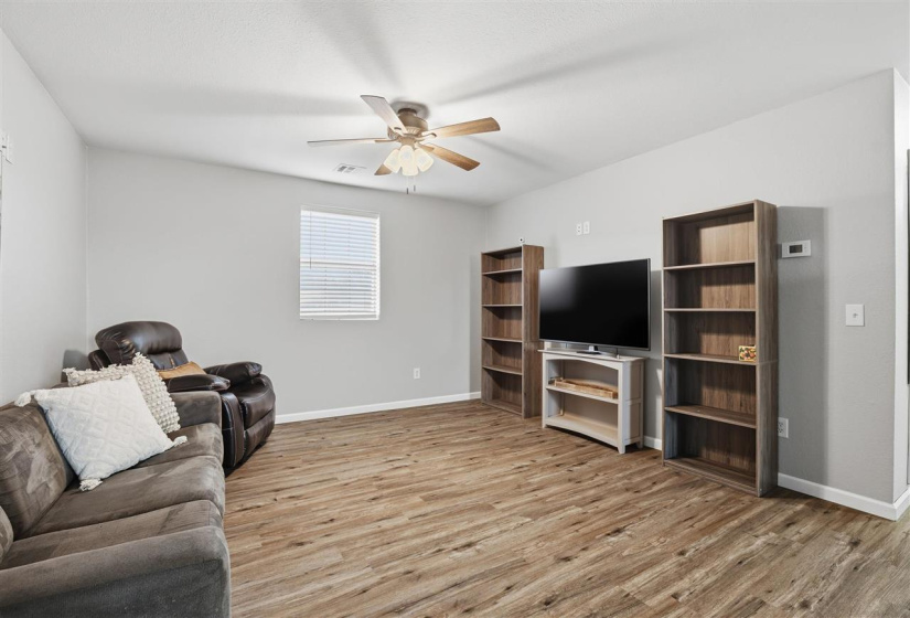 2 Bedrooms Bedrooms, 0 ,1 BathroomBathrooms,Residential,Single Family,Jesse,1,133381