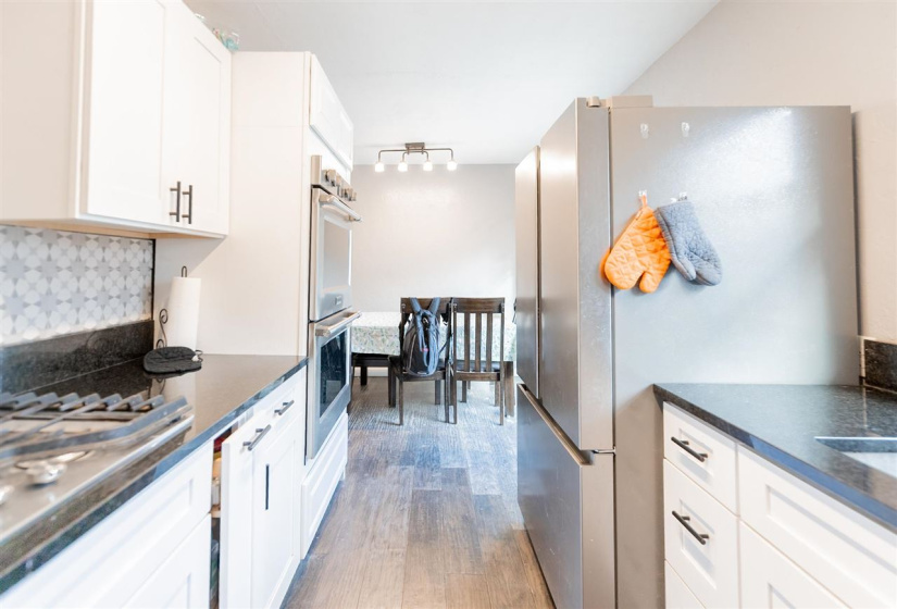 4 Bedrooms Bedrooms, 0 ,2 BathroomsBathrooms,Residential,Single Family,7th,1,133382