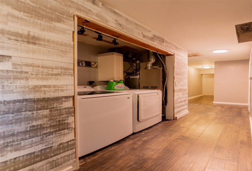 4 Bedrooms Bedrooms, 0 ,2 BathroomsBathrooms,Residential,Single Family,7th,1,133382