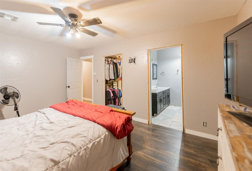 4 Bedrooms Bedrooms, 0 ,2 BathroomsBathrooms,Residential,Single Family,7th,1,133382