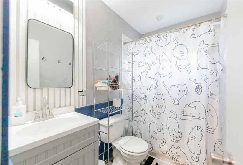 4 Bedrooms Bedrooms, 0 ,2 BathroomsBathrooms,Residential,Single Family,7th,1,133382