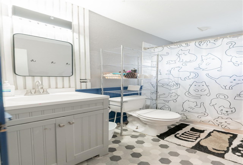 4 Bedrooms Bedrooms, 0 ,2 BathroomsBathrooms,Residential,Single Family,7th,1,133382