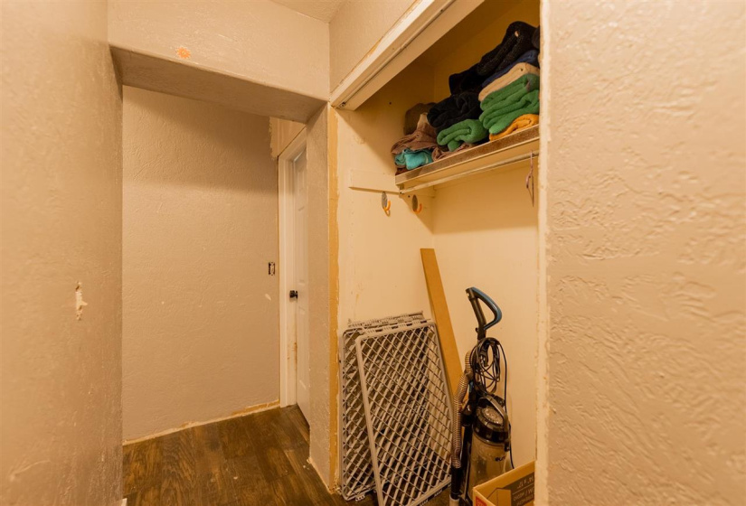 4 Bedrooms Bedrooms, 0 ,2 BathroomsBathrooms,Residential,Single Family,7th,1,133382