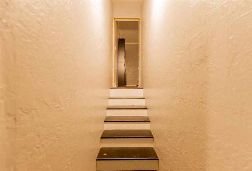 4 Bedrooms Bedrooms, 0 ,2 BathroomsBathrooms,Residential,Single Family,7th,1,133382