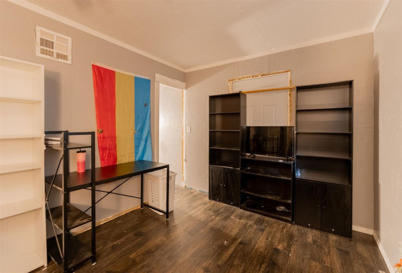 4 Bedrooms Bedrooms, 0 ,2 BathroomsBathrooms,Residential,Single Family,7th,1,133382