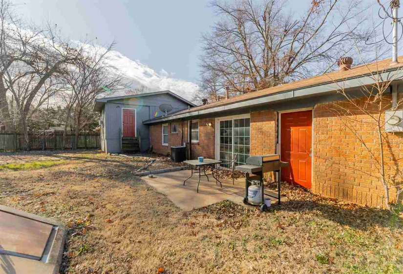 4 Bedrooms Bedrooms, 0 ,2 BathroomsBathrooms,Residential,Single Family,7th,1,133382