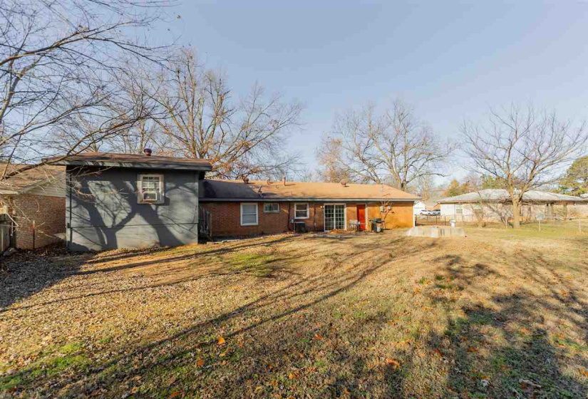 4 Bedrooms Bedrooms, 0 ,2 BathroomsBathrooms,Residential,Single Family,7th,1,133382