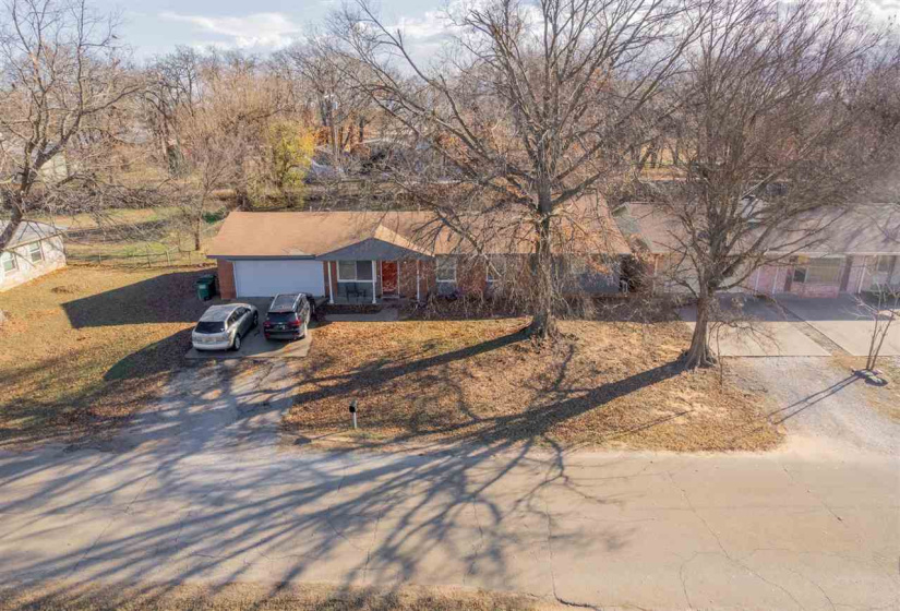 4 Bedrooms Bedrooms, 0 ,2 BathroomsBathrooms,Residential,Single Family,7th,1,133382