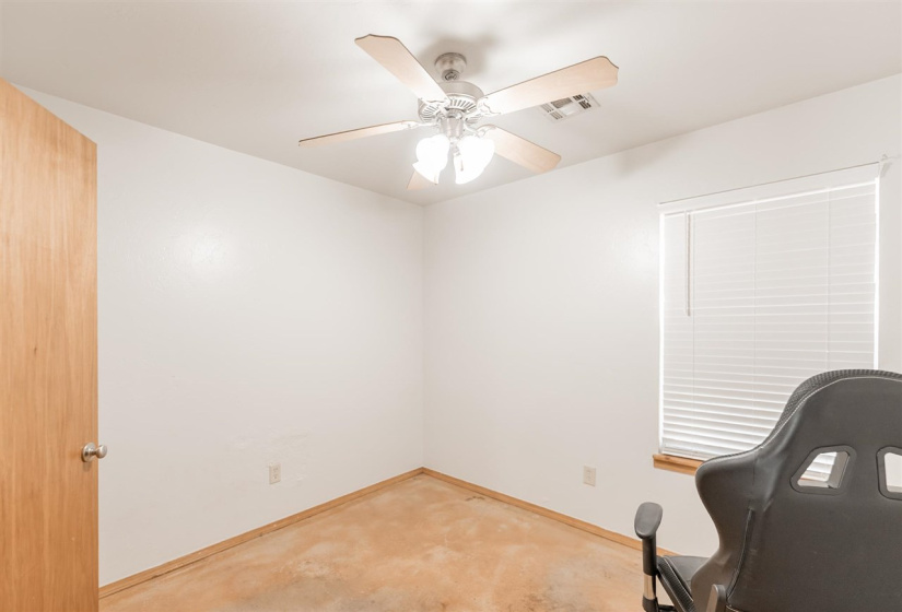 3 Bedrooms Bedrooms, 0 ,1 BathroomBathrooms,Residential,Single Family,2nd,1,133383