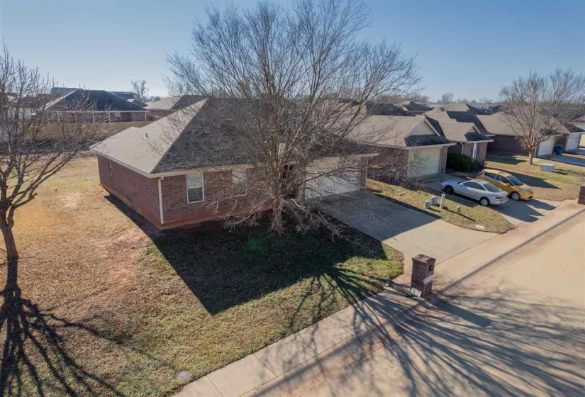 3 Bedrooms Bedrooms, 0 ,1 BathroomBathrooms,Residential,Single Family,2nd,1,133383