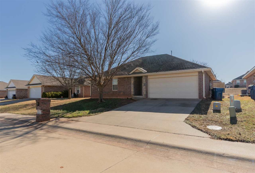 3 Bedrooms Bedrooms, 0 ,1 BathroomBathrooms,Residential,Single Family,2nd,1,133383