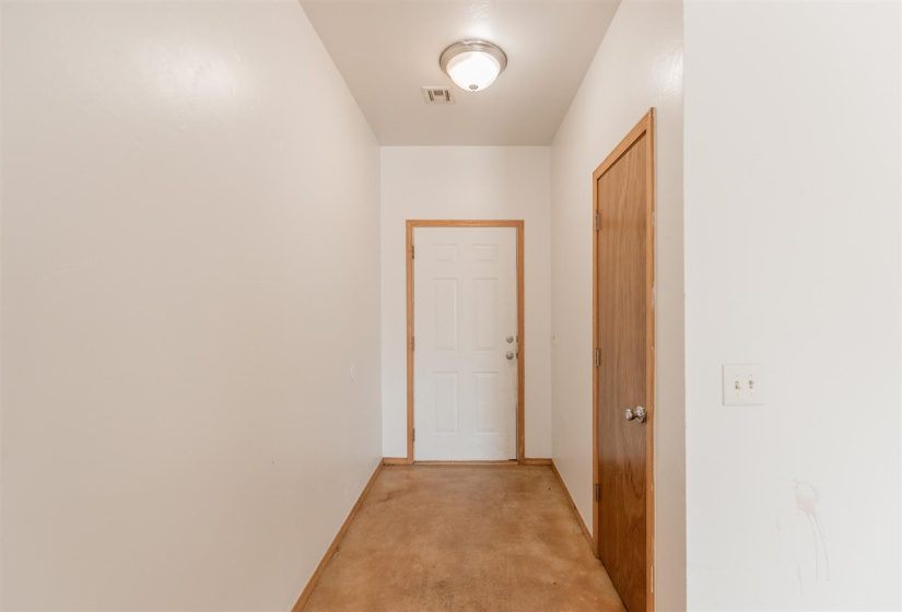 3 Bedrooms Bedrooms, 0 ,1 BathroomBathrooms,Residential,Single Family,2nd,1,133383