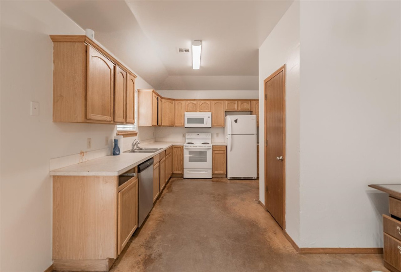 3 Bedrooms Bedrooms, 0 ,1 BathroomBathrooms,Residential,Single Family,2nd,1,133383