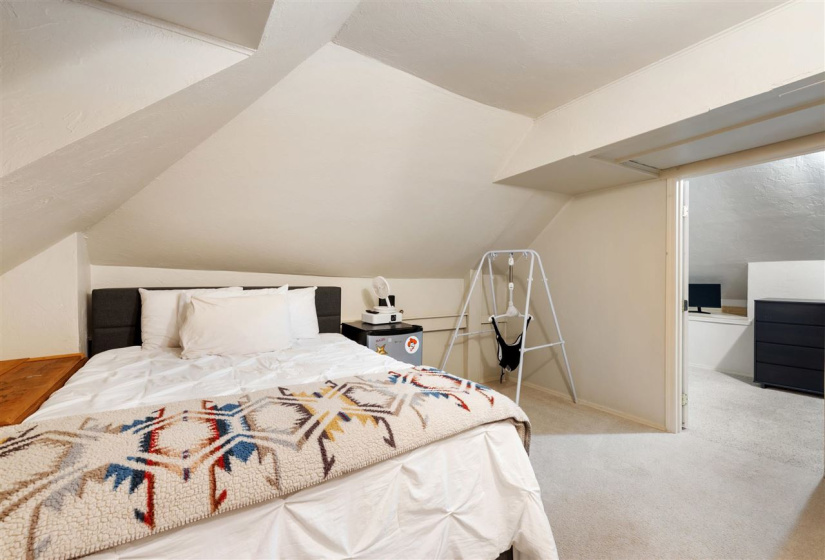 4 Bedrooms Bedrooms, 0 ,2 BathroomsBathrooms,Residential,Single Family,Lowry,1.5,133384