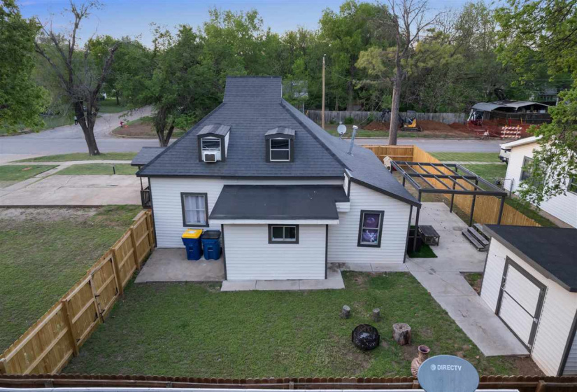 4 Bedrooms Bedrooms, 0 ,2 BathroomsBathrooms,Residential,Single Family,Lowry,1.5,133384