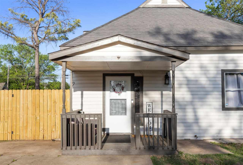 4 Bedrooms Bedrooms, 0 ,2 BathroomsBathrooms,Residential,Single Family,Lowry,1.5,133384