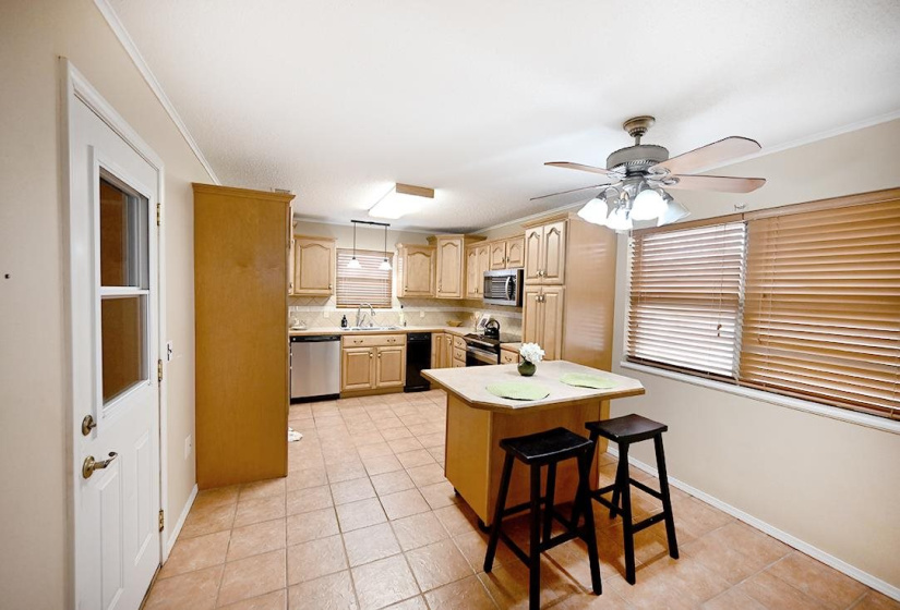 4 Bedrooms Bedrooms, 0 ,2 BathroomsBathrooms,Residential,Single Family,Preston,1,133387