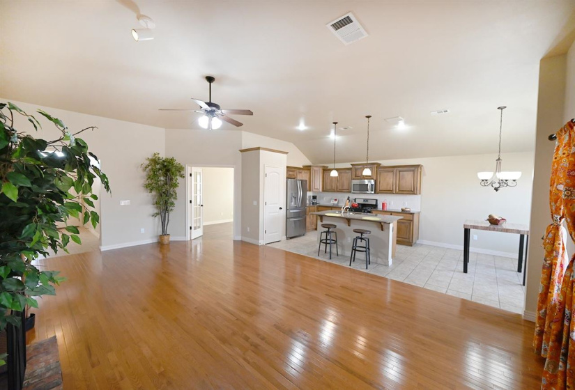 3 Bedrooms Bedrooms, 0 ,2 BathroomsBathrooms,Residential,Single Family,Prescot,1,133388