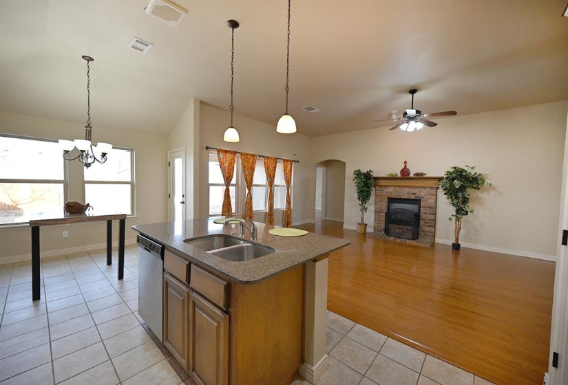 3 Bedrooms Bedrooms, 0 ,2 BathroomsBathrooms,Residential,Single Family,Prescot,1,133388